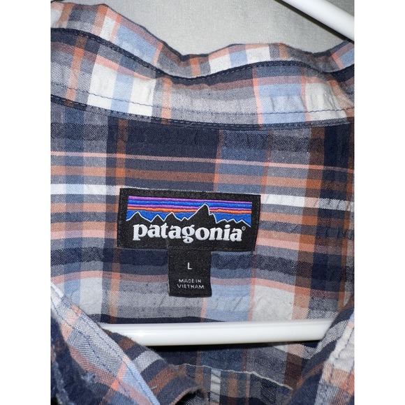 Patagonia Button Up Shirt Mens Large Plaid Short Sleeve Seersucker Hiking - Picture 3 of 7